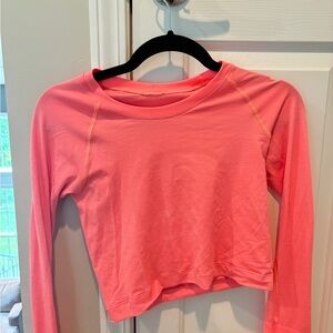 Lululemon long sleeve size 4